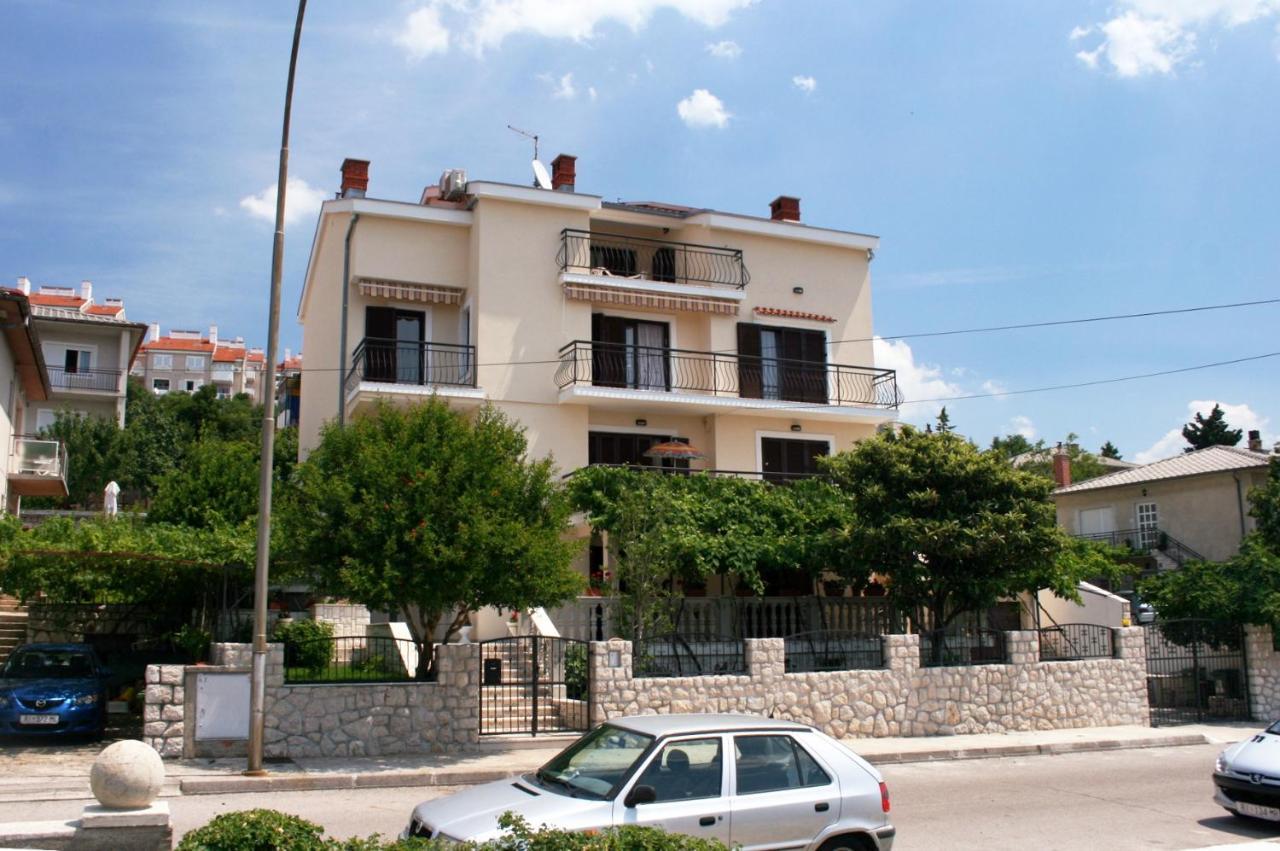 Apartments With A Parking Space Novi Vinodolski - 5593 المظهر الخارجي الصورة