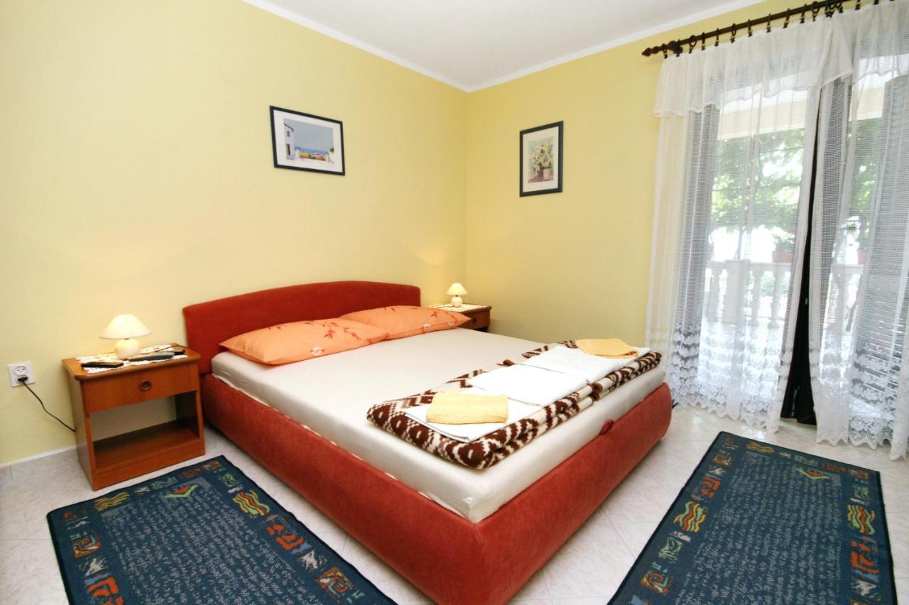 Apartments With A Parking Space Novi Vinodolski - 5593 المظهر الخارجي الصورة