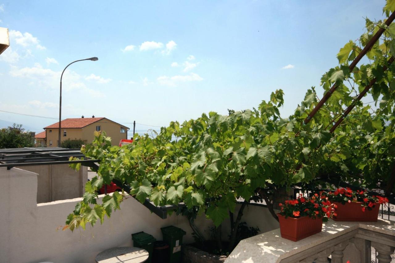 Apartments With A Parking Space Novi Vinodolski - 5593 المظهر الخارجي الصورة