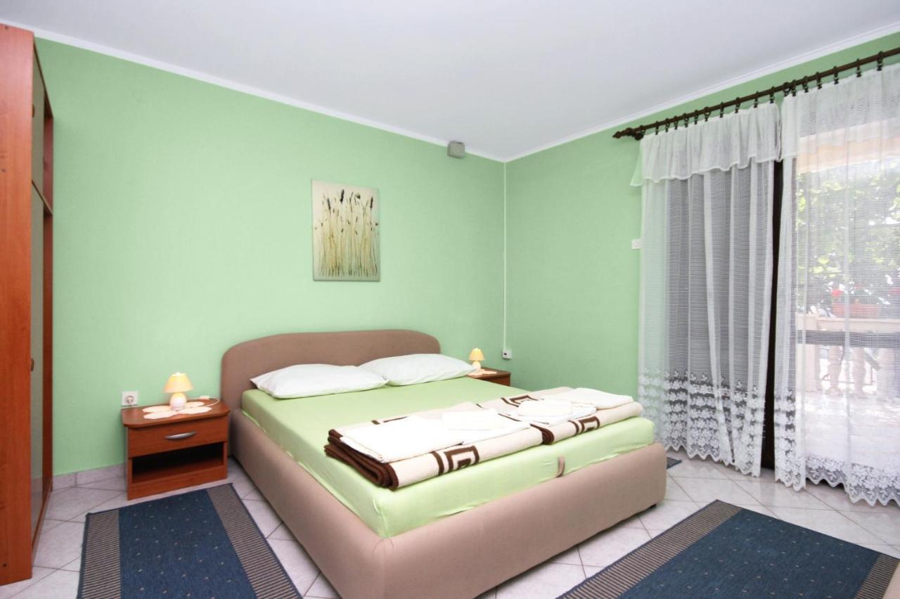 Apartments With A Parking Space Novi Vinodolski - 5593 المظهر الخارجي الصورة
