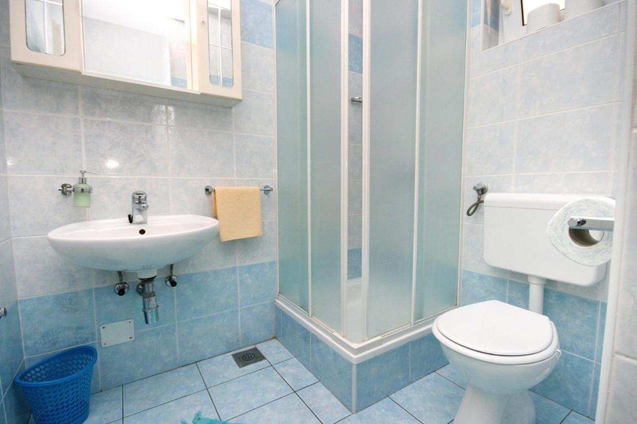 Apartments With A Parking Space Novi Vinodolski - 5593 المظهر الخارجي الصورة